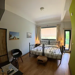3* בית הארחה Rentrooms